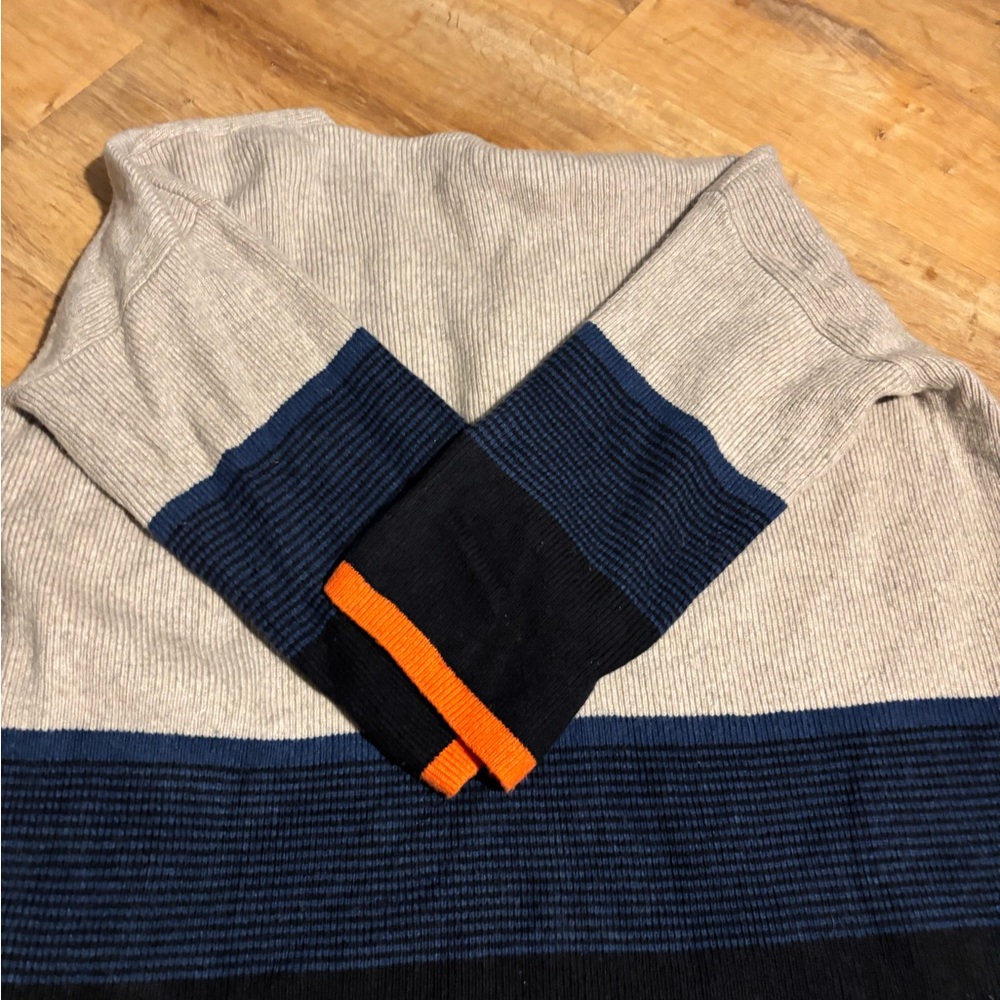 GAP Gray and Navy Colorblock Cardigan - Picture 5 of 7